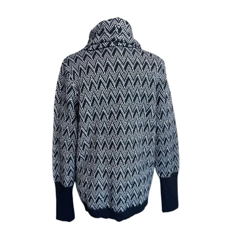 Ellen Tracy Turtleneck Sweater Black White Chevron SZ XL - Picture 3 of 15